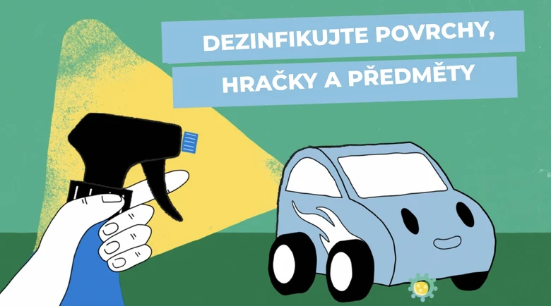Rozprašování dezinfekce hraček a povrchů pro ochranu před viry.